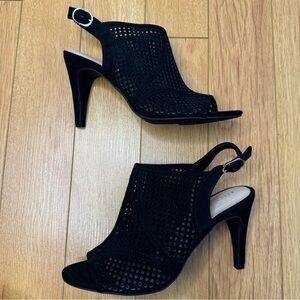 NWOT Kelly & Katie Black Women's Peep-Toe Heels